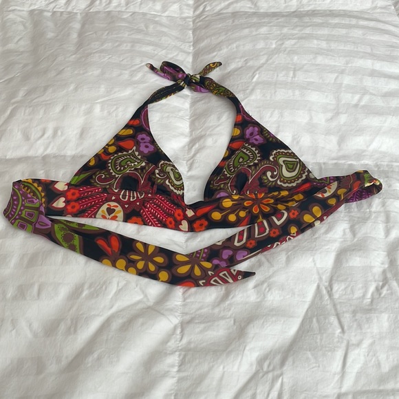 VIctoria Secret swimwear - Picture 2 of 5